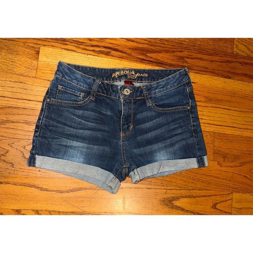 Arizona Jeans Blue Denim Distressed Cuffed Shorts Size 5